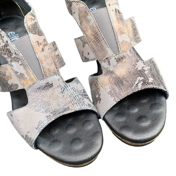 Walking Cradles Elites Cork Wedge Comfort Sandals Heels Metallic Women’s size 9 - Picture 5 of 15